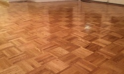 Povrchová úprava dřevěných podlah